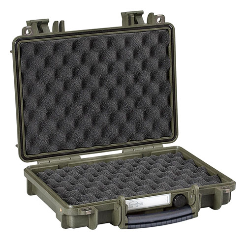 Discover the Explorer Cases 3005 GCV - mil. green: durable, water-resistant with convoluted foam, locking latches, and optimized for air travel, ensuring ultimate protection.