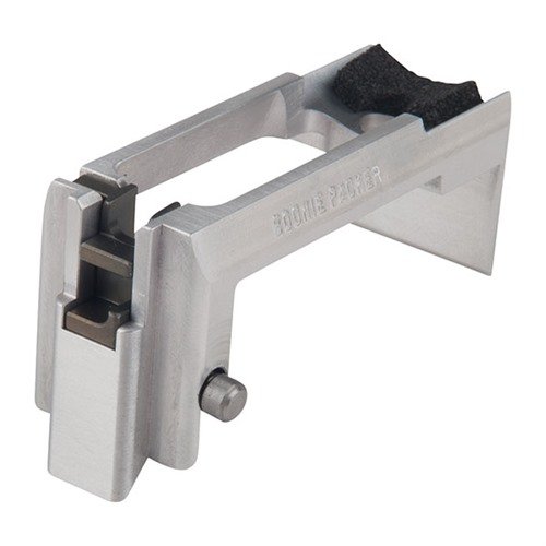 Easily convert S&W M&P15-22 mags for use in AR-15s with this adapter, featuring an independent bolt catch for smooth reloads and visual empty indication.