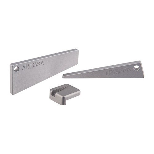 The Arisaka Optic Leveler Combo Kit is an affordable, user-friendly tool that automatically levels your scope, fitting various mounts with included wedges.