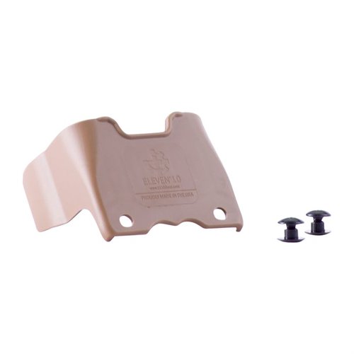 The Eleven 10 RIGID TQ Case Shirt Shield prevents uniform wear, installs quickly, and is lightweight, offering a protective barrier for your tourniquet.