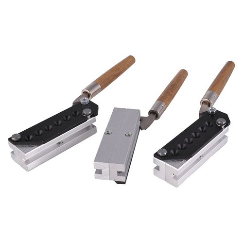 Crafted from rust-resistant machined aluminum, the LEE Precision 6 Cavity Mold ensures consistent bullet casting with a hard anodized sprue plate for durability.