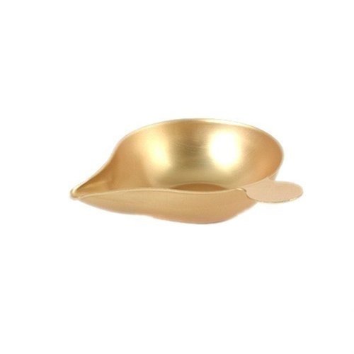 Upgrade your RCBS scales with this genuine aluminum replacement pan, designed for precision and durability, fitting models 502, 505, and 1010 perfectly.