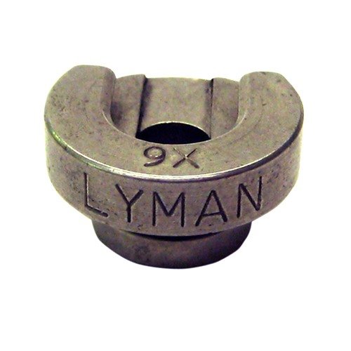 The Lyman #13 Shellholder is designed for precision reloading, fitting a wide range of magnum cartridges for reliable performance and enhanced accuracy.